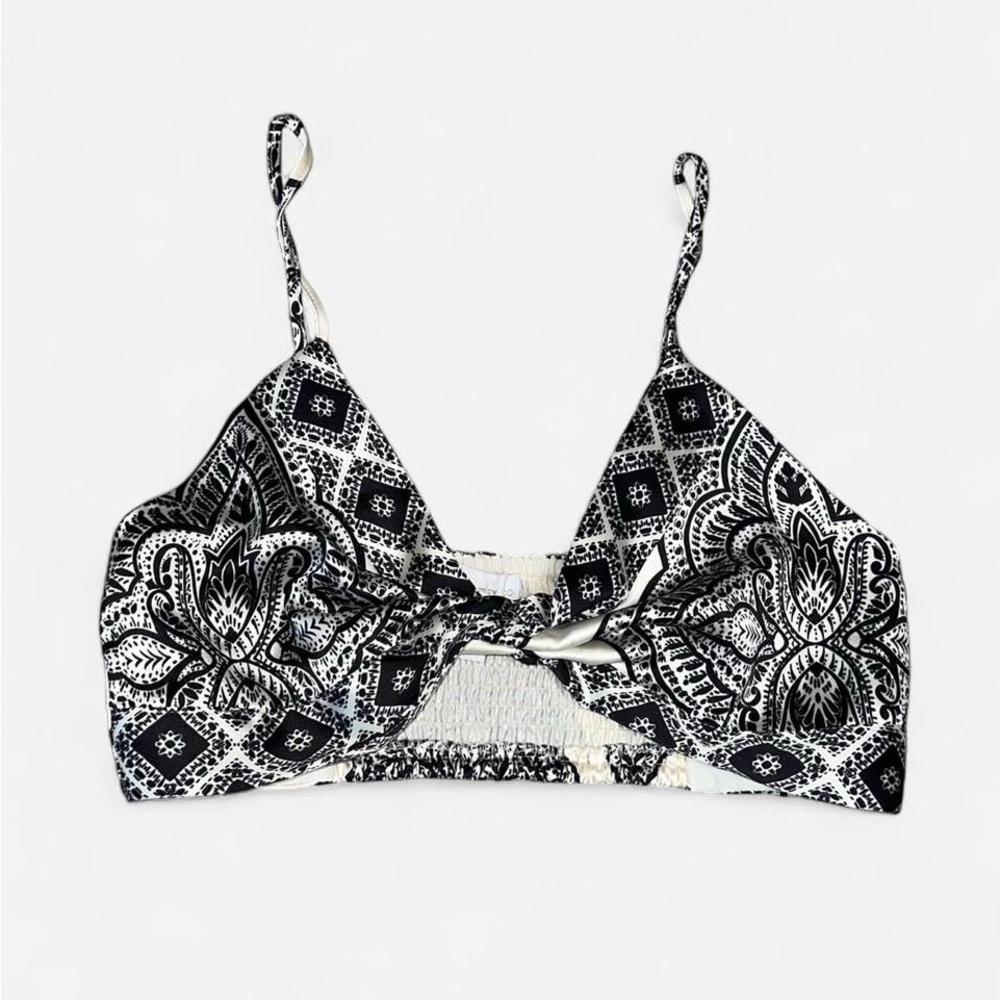 House of Harlow 1960 Vintage top
